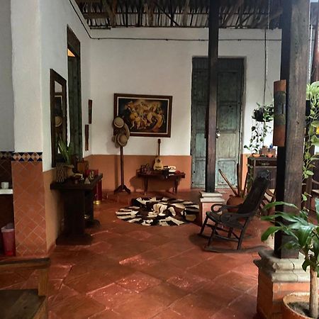 Hotel Dona Hilda San Martin  エクステリア 写真