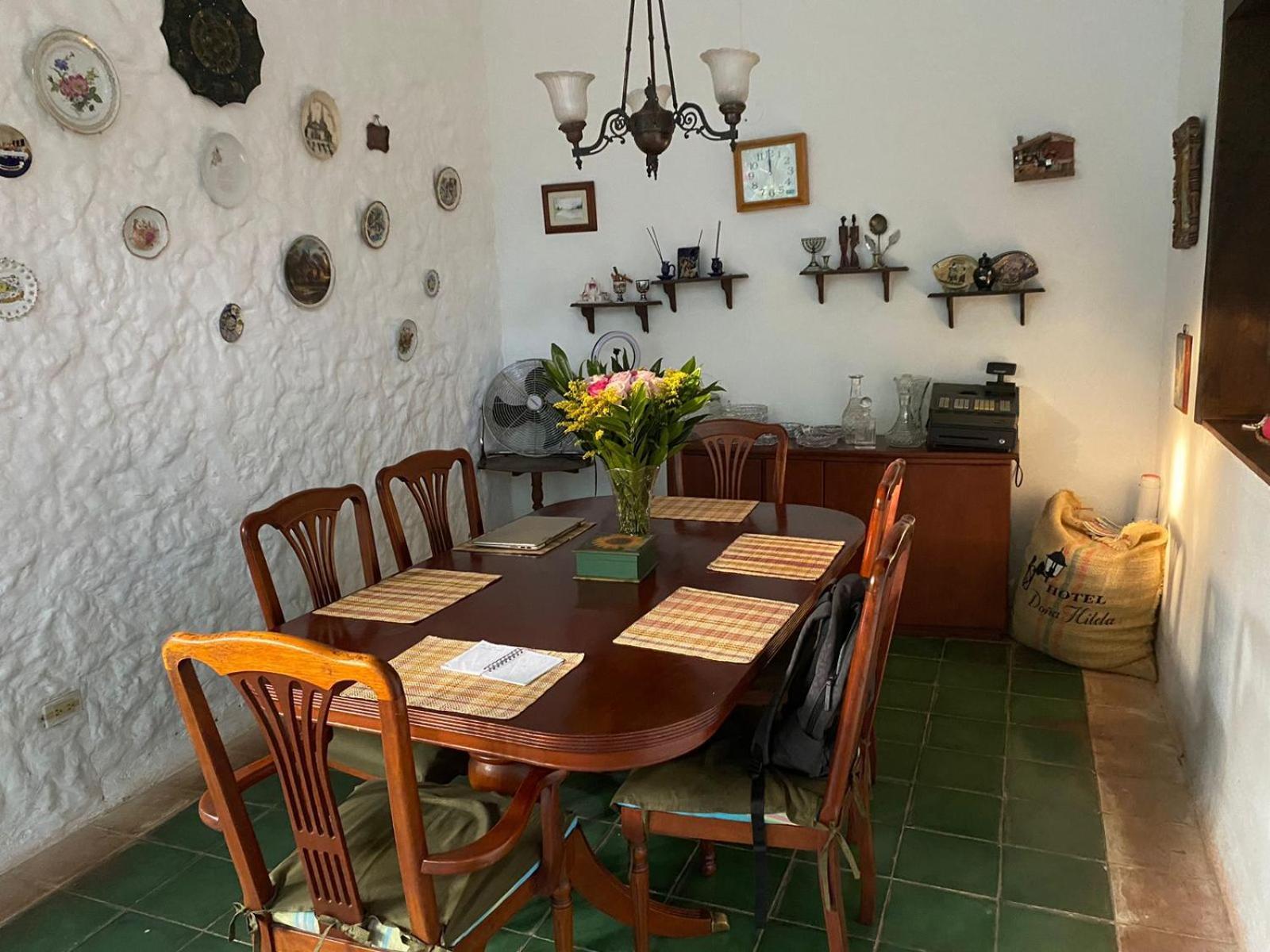 Hotel Dona Hilda San Martin  エクステリア 写真